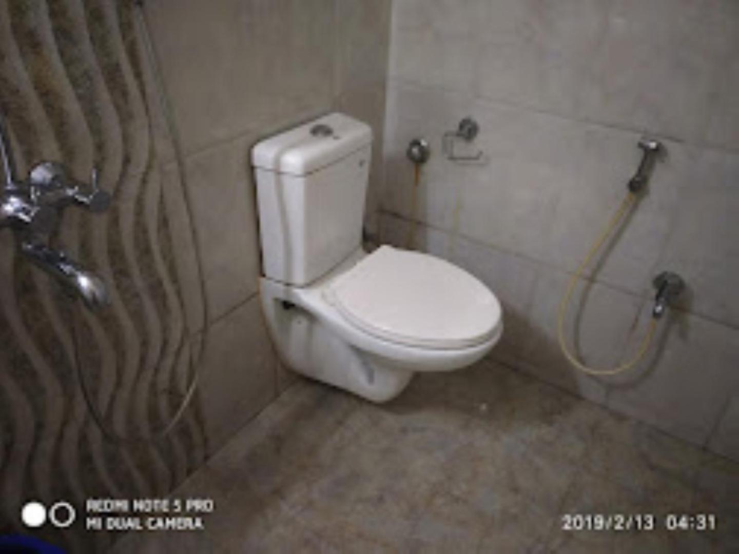 Gokul Plaza Hotel Bhubaneswar Exterior foto