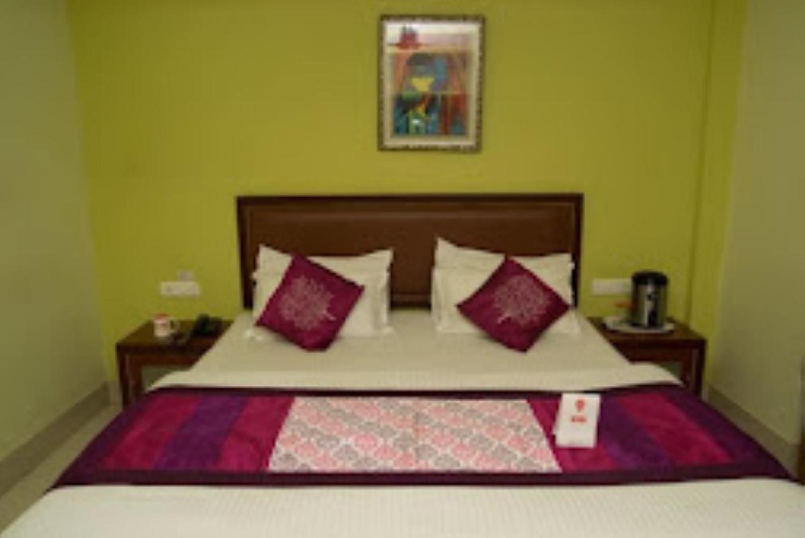 Gokul Plaza Hotel Bhubaneswar Exterior foto
