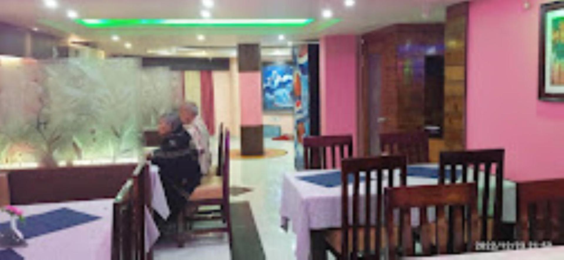 Gokul Plaza Hotel Bhubaneswar Exterior foto
