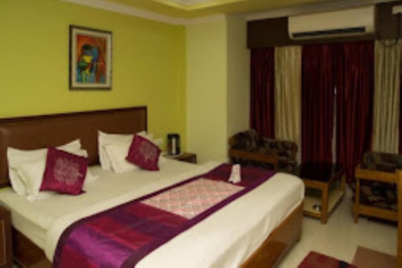 Gokul Plaza Hotel Bhubaneswar Exterior foto
